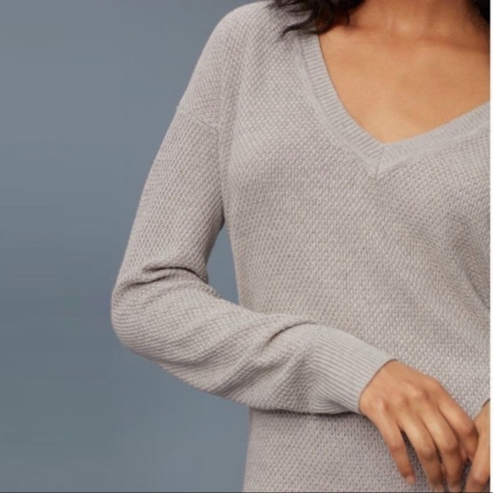 aritzia wilfred galois silk cashmere sweater